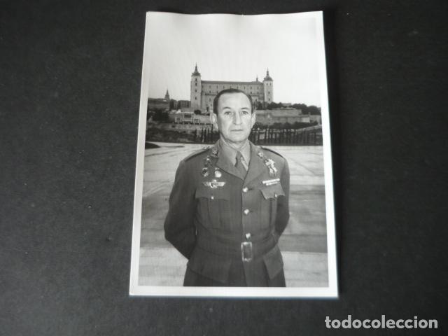 Fotografia antiga: TOLEDO OFICIAL DEL EJERCITO ANTIGUA FOTOGRAFIA 9 X 14 CM