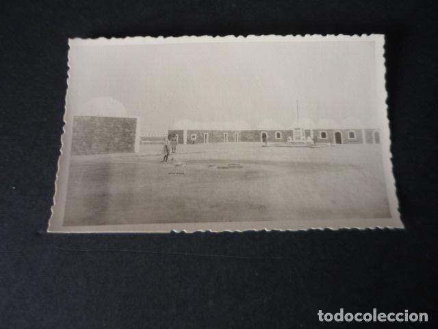 Fotografia antica: SAHARA ESPA&Ntilde;OL CUARTEL TROPAS REGULARES ANTIGUA FOTOGRAFIA 7 X 10,5 CM