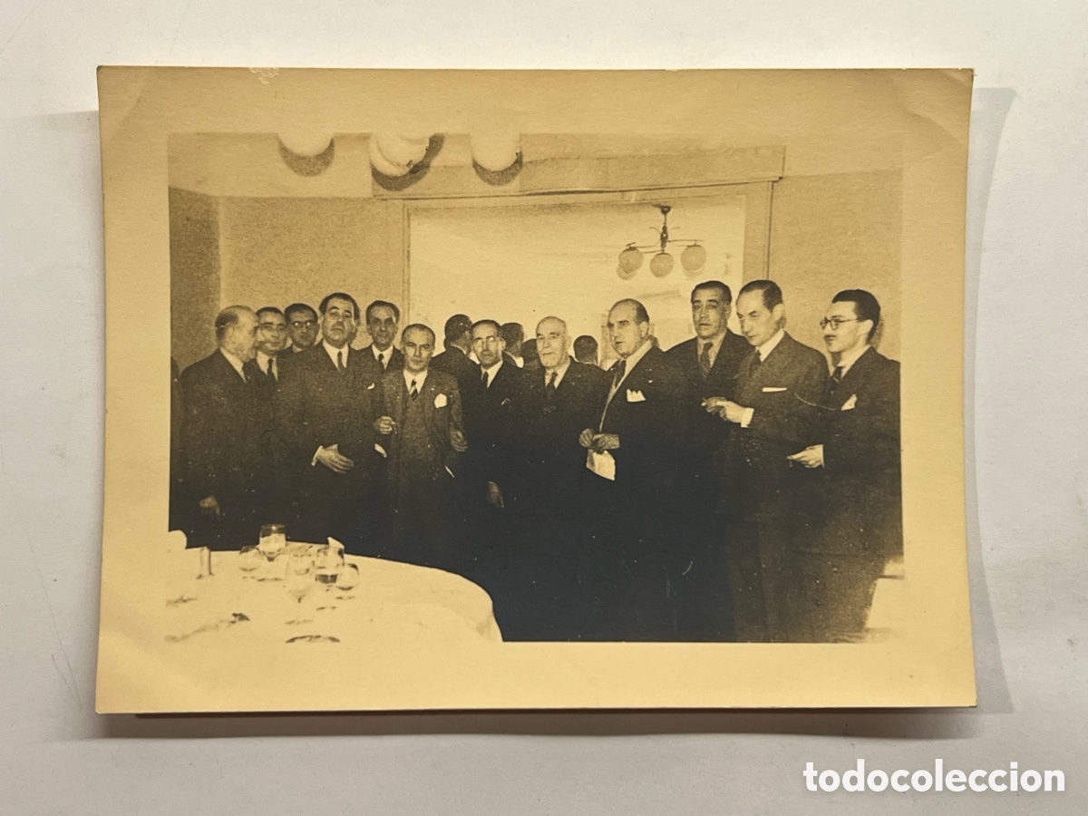 Alte Fotografie: VALENCIA. Fotograf&iacute;a Reuni&oacute;n de Abogados y juristas.. (h.1950?)