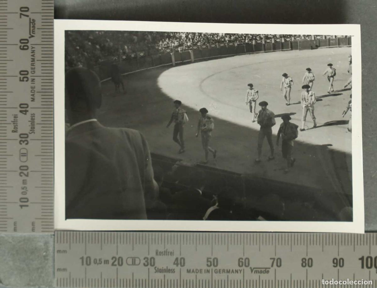 Fotografia antiga: FOTOGRAFIA. CORRIDA DE TOROS. HACIA 1950