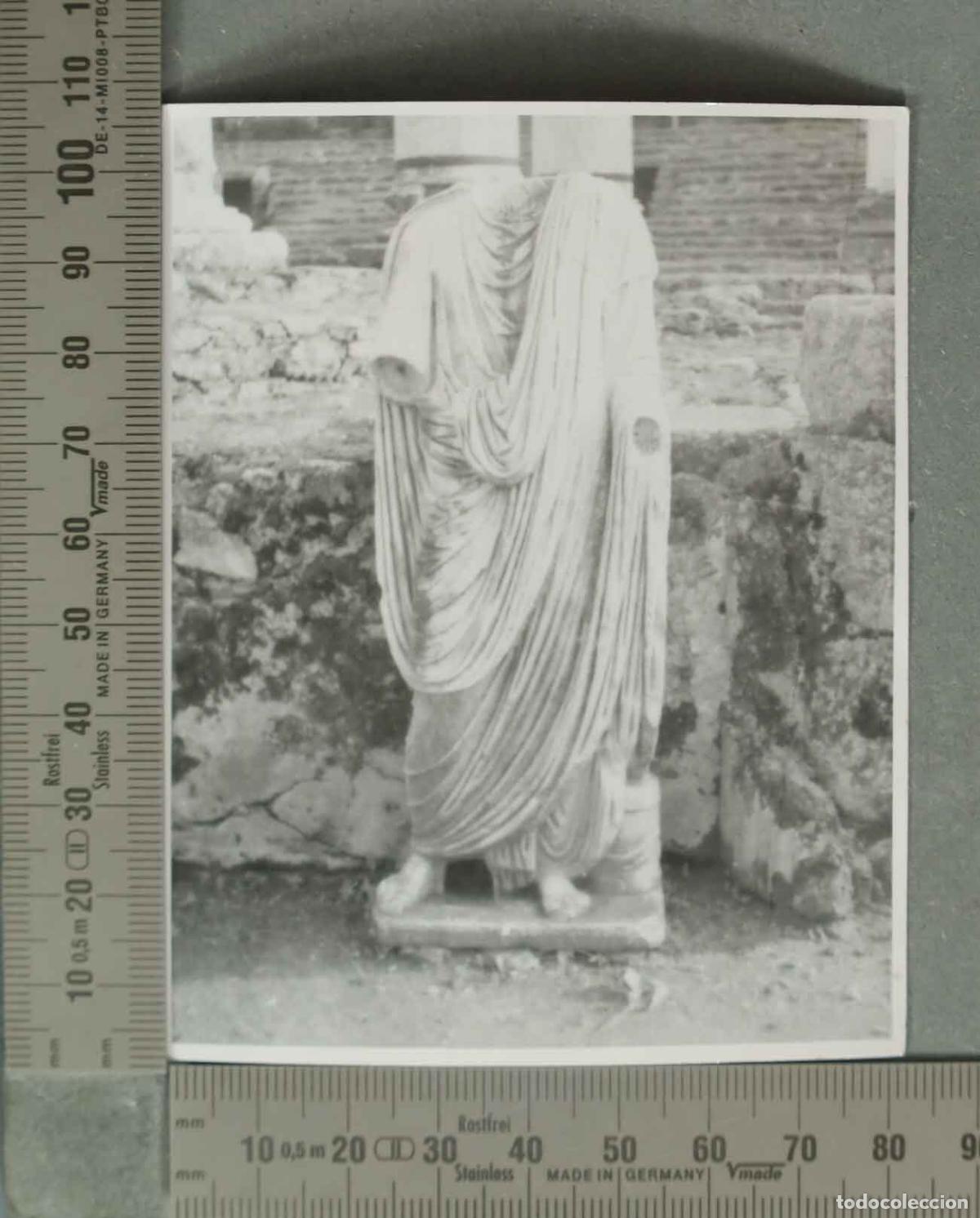 Fotograf&iacute;a antigua: FOTOGRAFIA. ESCULTURA ROMANA MERIDA. HACIA 1940