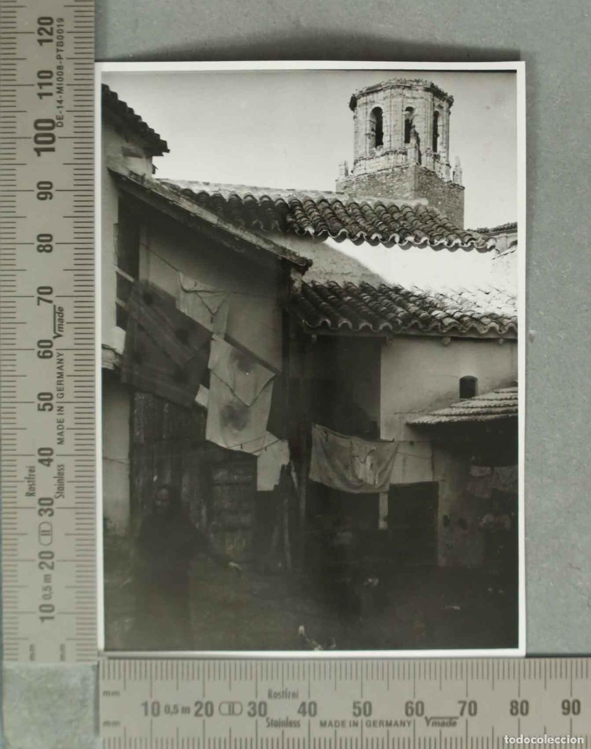 Fotografia antiga: FOTOGRAFIA. PATIO POPULAR MANZANARES. HACIA 1940