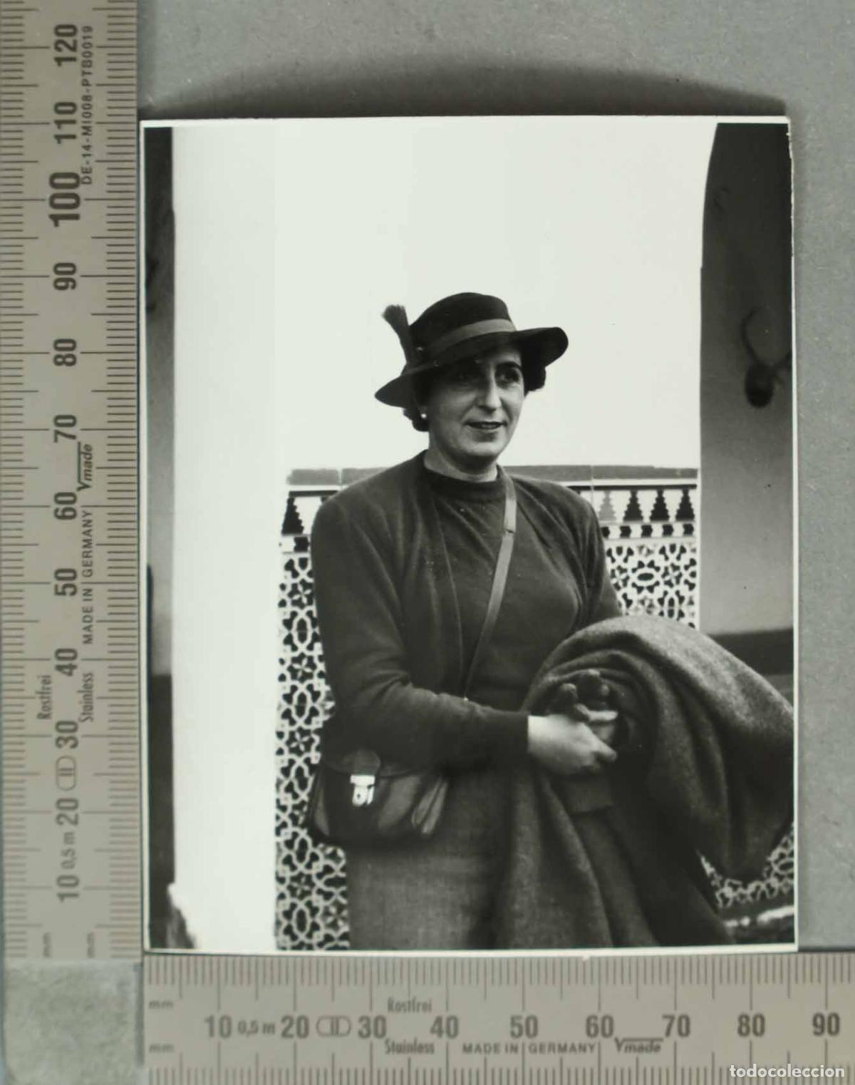 Alte Fotografie: FOTOGRAFIA. SE&Ntilde;ORA CAZADORA. HACIA 1940