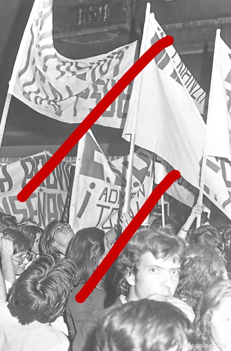 Fotograf&iacute;a antigua: Manifestaci&oacute;n Sanitaria Madrid A&ntilde;os 70 - Negativo de Celuloide