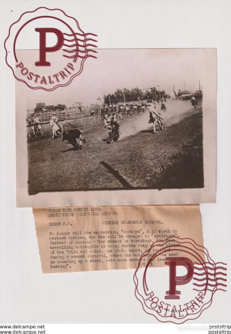 Fotograf&iacute;a antigua: WESTERN STANDARDS IMPROVED COWBOYS CYCLEBOYS USA 18*13CM&nbsp; Fonds Victor FORBIN 1864-1947