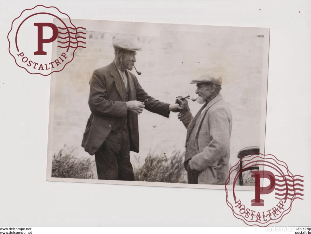Fotograf&iacute;a antigua: DARTS CHAMPIONSHIP KENTISH VILLAGE BLEAN EAST KENT MR ALF FOULKS WILL KEEN 20*15CM&nbsp; Fonds Victor