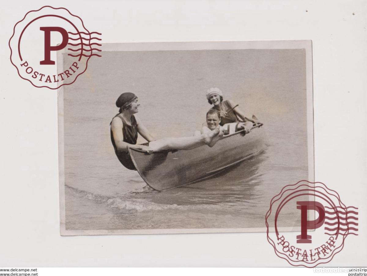 Alte Fotografie: THE CANOE KEELED OVER ISLE OF WIGHT JOY HOLIDAYS 20*15CM Fonds Victor FORBIN 1864-1947