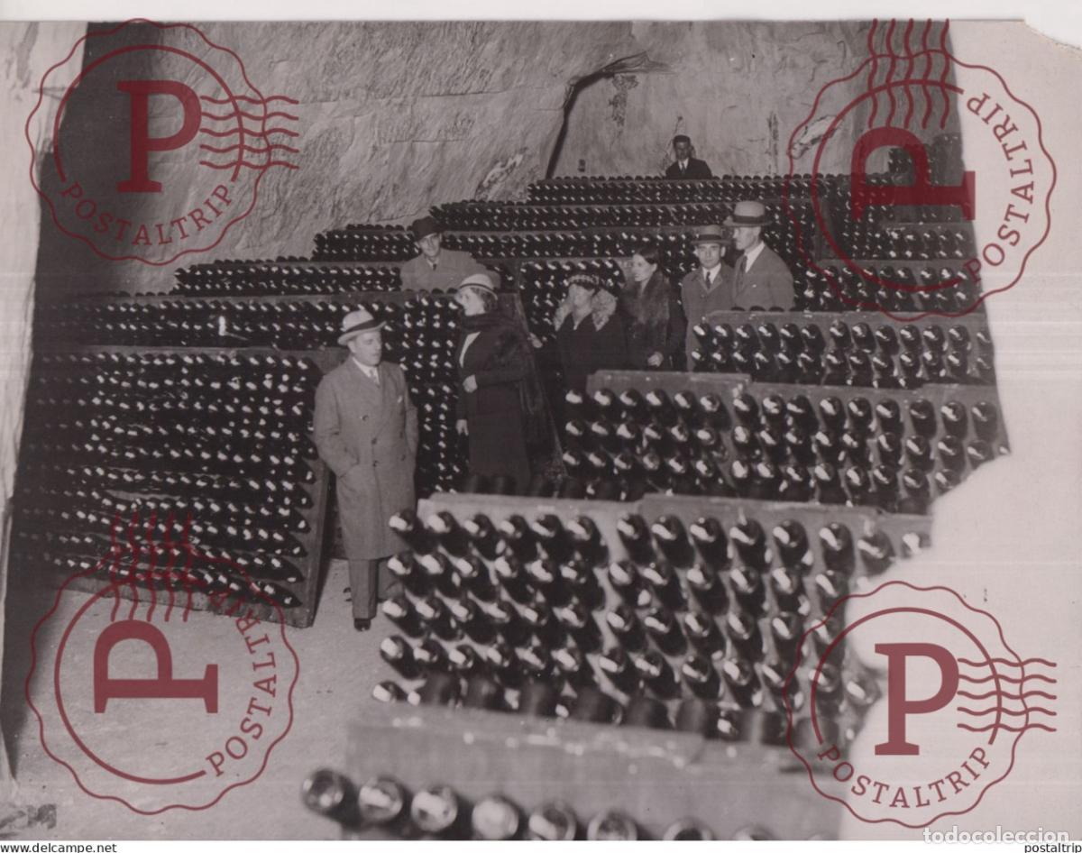 Photographie ancienne: CHAMPAGNE RETOUR ACHETEURS AMERICAINES 24*18CM vendimia vendanges druivenoogst vignes vin vino R