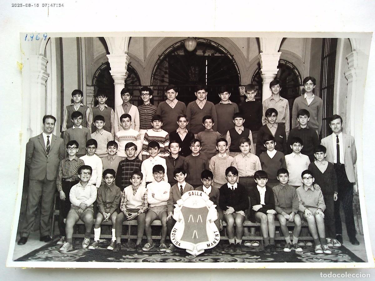 Fotograf&iacute;a antigua: FOTO ESCOLAR : NI&Ntilde;OS POSANDO DEL COLEGIO DE LA SALLE , 1969 ...... 12 X 18 CM