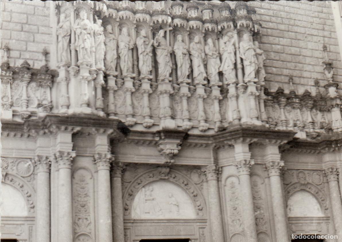 Fotograf&iacute;a antigua: Monasterio de Montserrat, Barcelona. A&ntilde;os 50-60 pc