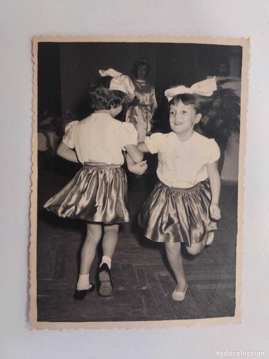Antique Photography: FOTOGRAFIA MASI MADRID. FESTIVAL INFANTIL ESCOLAR NAVIDAD NI&Ntilde;AS DANZA DICIEMBRE 1959. 11 X 8