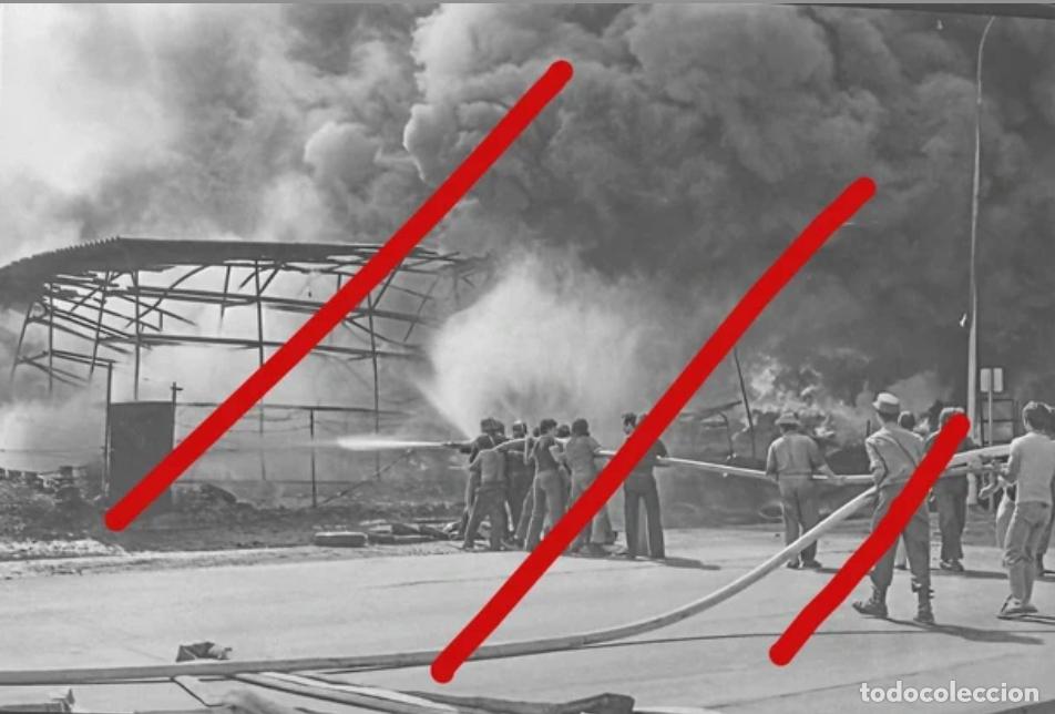Fotograf&iacute;a antigua: Incendio cementerio de Coches Madrid A&ntilde;os 70 - Negativo de Celuloide