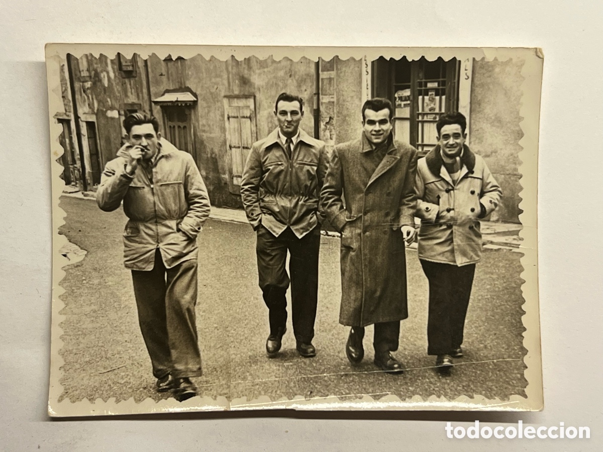 Alte Fotografie: FOTOGRAF&Iacute;A. La Espa&ntilde;a de vente Alemania PePe.. inmigrantes espa&ntilde;oles.. (h.1960?) Med&iacute;das: 7,5 x 10