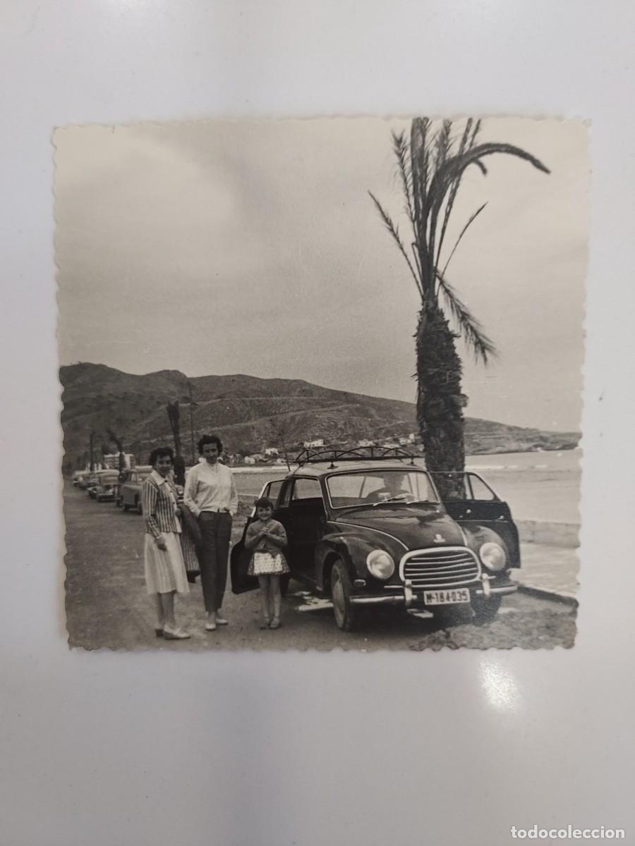 Fotograf&iacute;a antigua: FOTOGRAFIA AUTOMOVIL DKW F91 SONDERKLASSE AUTO UNION 3=6 MATRICULA MADRID. CA. 1960. 9 X 9 CM