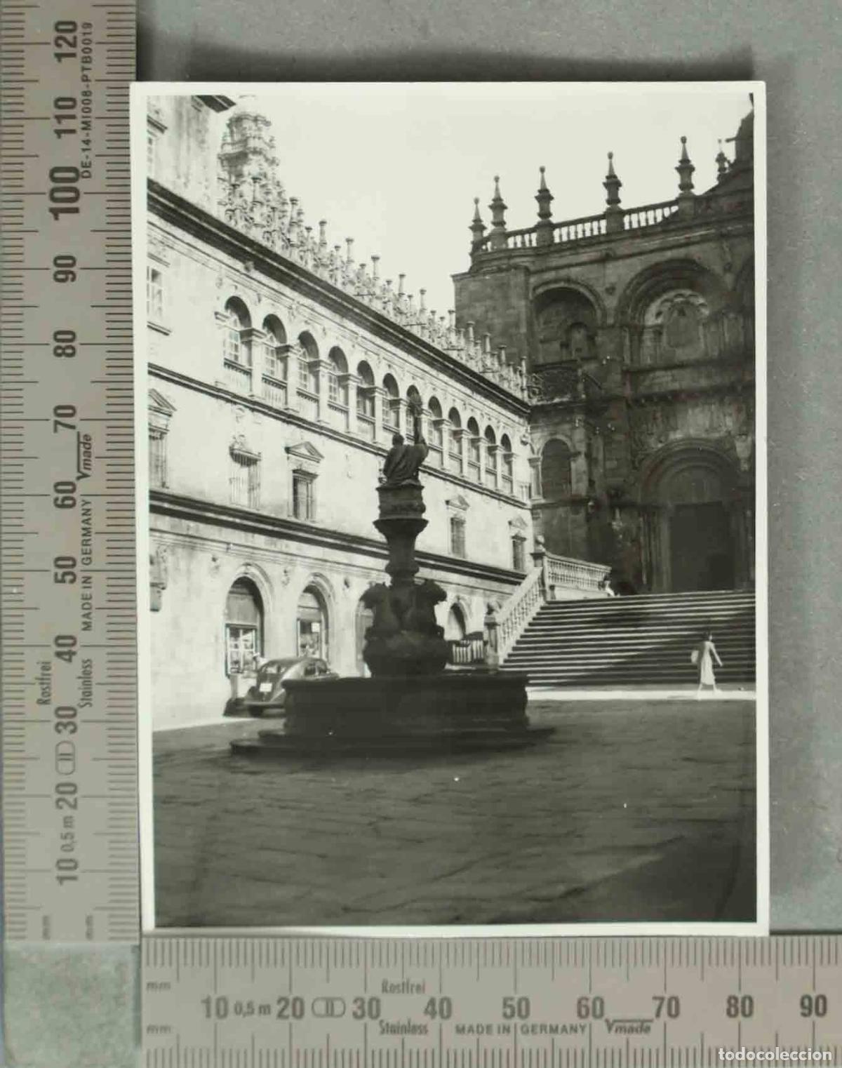 Fotograf&iacute;a antigua: FOTOGRAFIA. Plaza de Plater&iacute;as, SANTIAGO DE COMPOSTELA. HACIA 1940