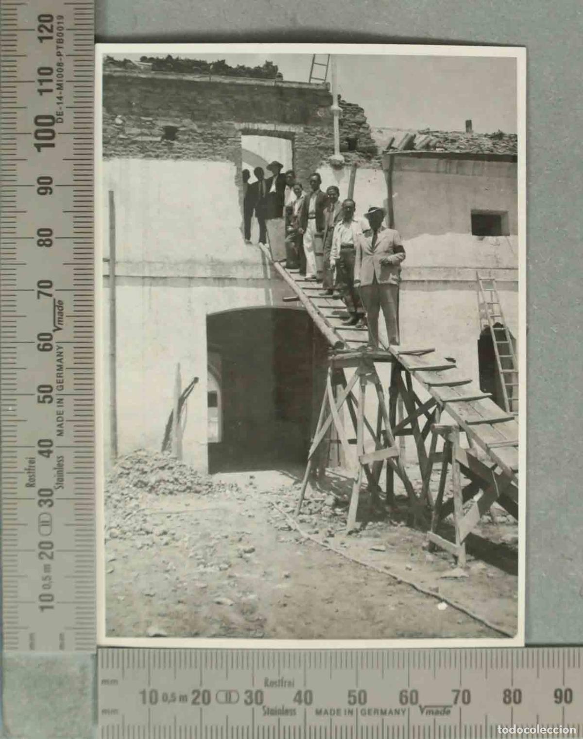 Fotografia antiga: FOTOGRAFIA. RECONSTRUCCION. CLAVERIA GUERRA CIVIL. HACIA 1940