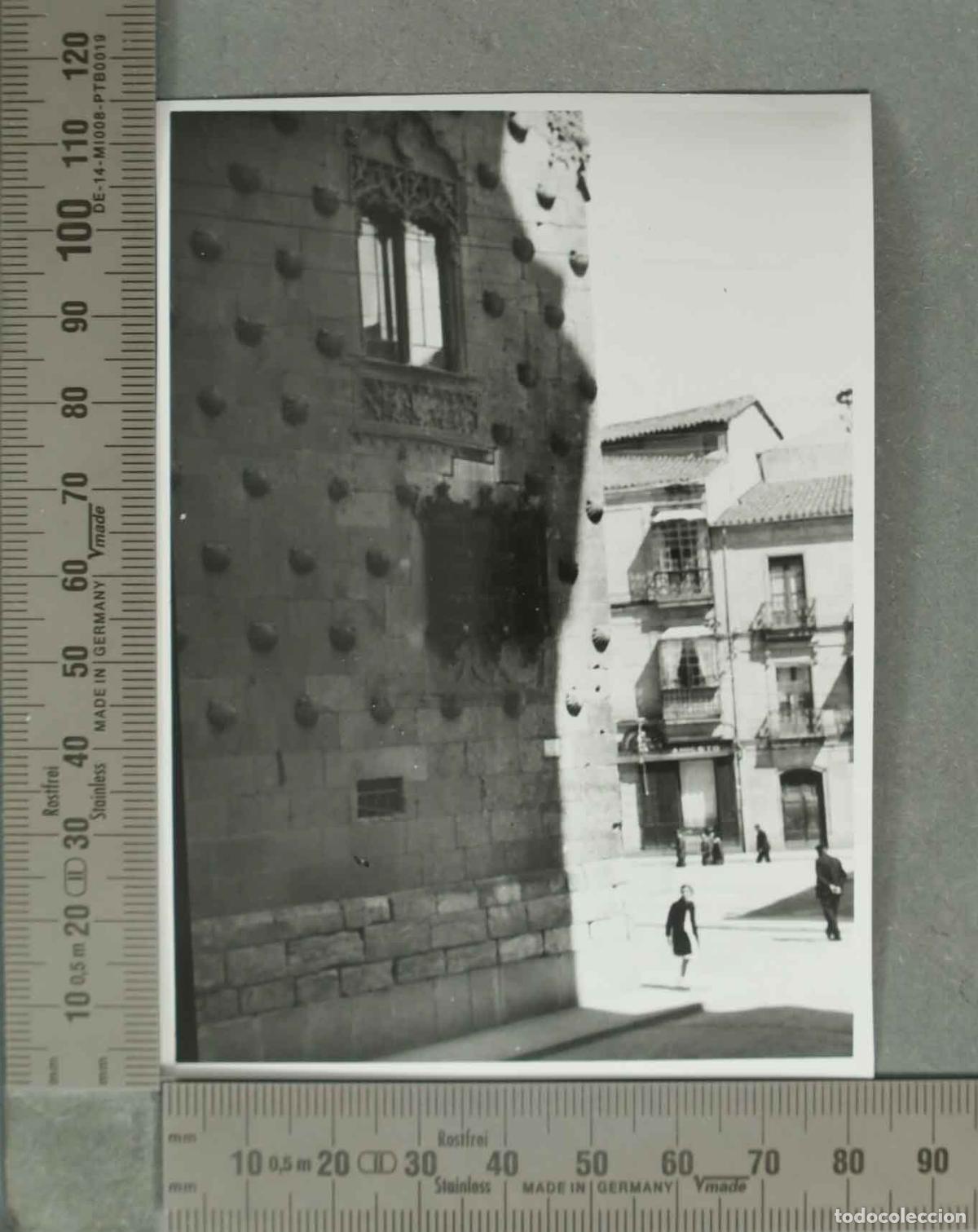 Fotograf&iacute;a antigua: FOTOGRAFIA. CASA DE LAS CONCHAS SALAMANCA. HACIA 1940