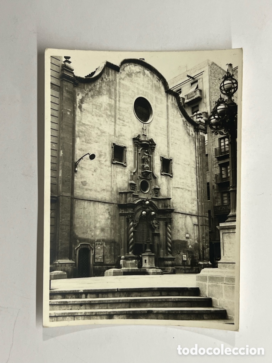 Fotografia antica: L&Eacute;RIDA. LLEIDA. FACHADA IGLESIA SAN PEDRO. Fotograf&iacute;a (h.1960?) Med&iacute;das: 7,5 x 10,5 cm.,