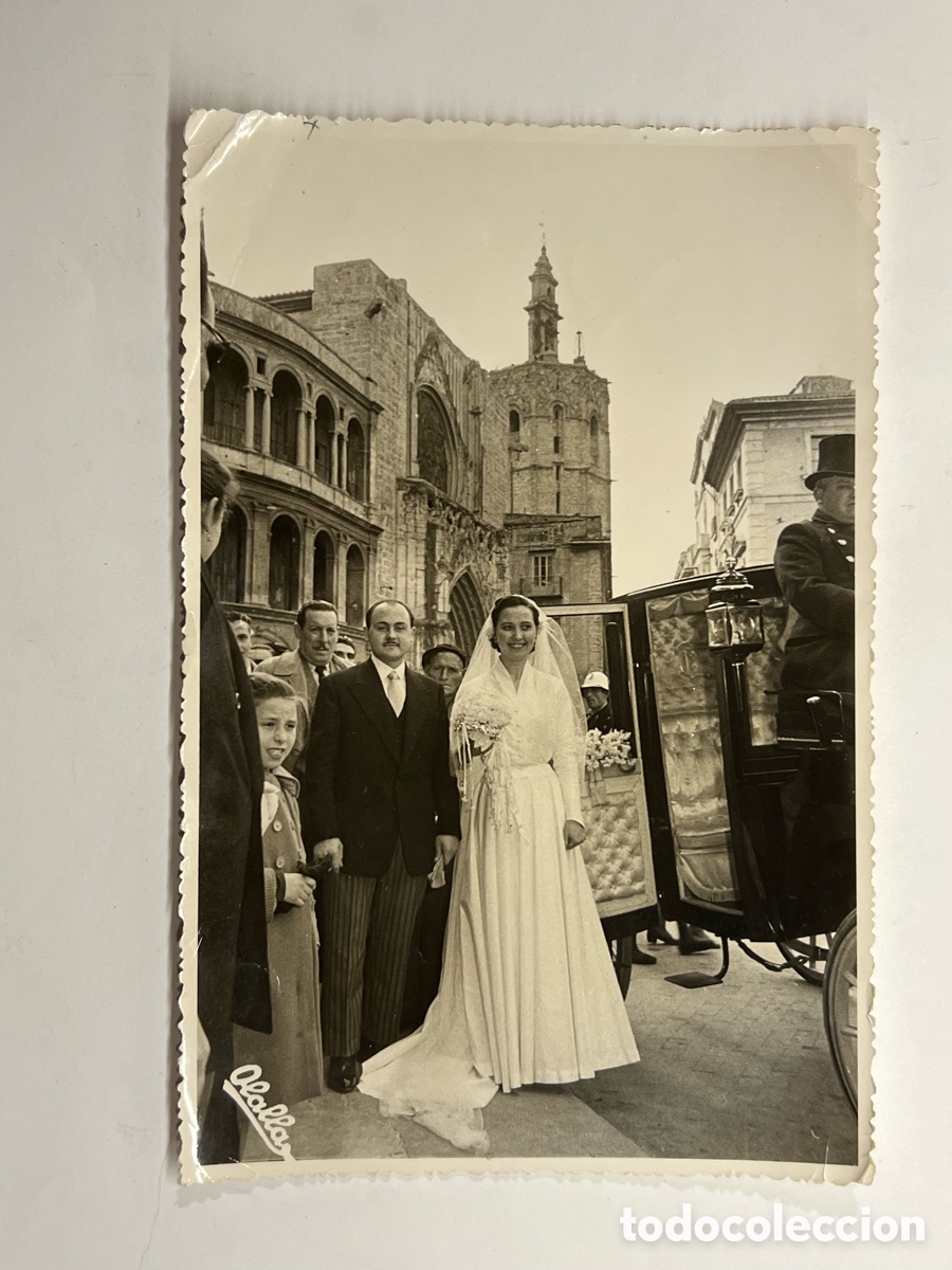 Alte Fotografie: VALENCIA. Fotograf&iacute;a una Boda de alto Copete&hellip; Basilica de los Desamparados (h.1945?)