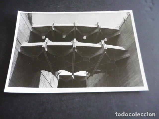 Photographie ancienne: MADRID CIUDAD UNIVERSITARIA EDIFICIO DESTINADO A BELLAS ARTES ANTIGUA FOTOGRAFIA 18 X 13 CM