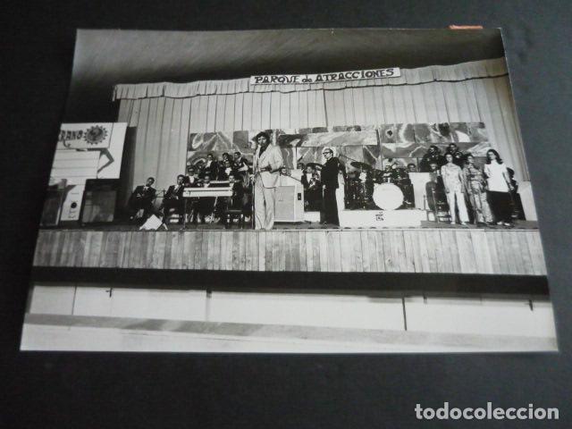 Alte Fotografie: MADRID FESTIVAL DE LA CANCION DEL VERANO PARQUE DE ATRACCIONES 1970 FOTOGRAFIA 18 X 24 CM