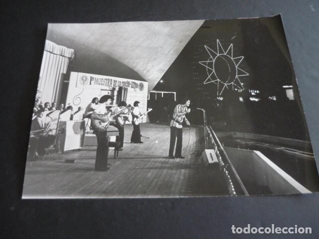 Alte Fotografie: MADRID FESTIVAL DE LA CANCION DEL VERANO PARQUE DE ATRACCIONES 1970 FOTOGRAFIA 18 X 24 CM