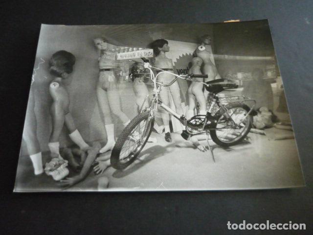 Photographie ancienne: MADRID MANIQUIS EN GALERIAS PRECIADOS FOTOGRAFIA 18 X 24 CM