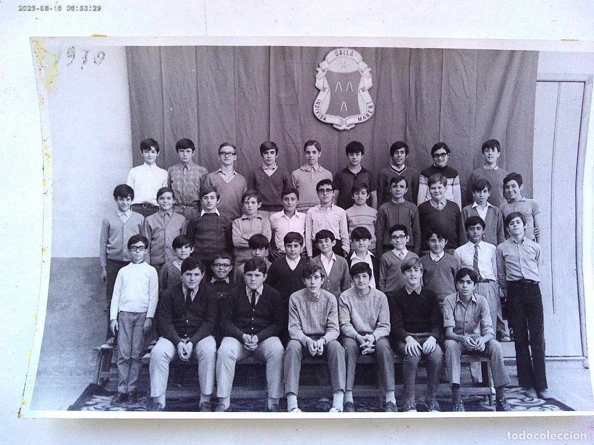 Fotograf&iacute;a antigua: FOTO ESCOLAR : NI&Ntilde;OS POSANDO . COLEGIO LA SALLE DE SEVILLA , 1970 .....12 X 18 CM