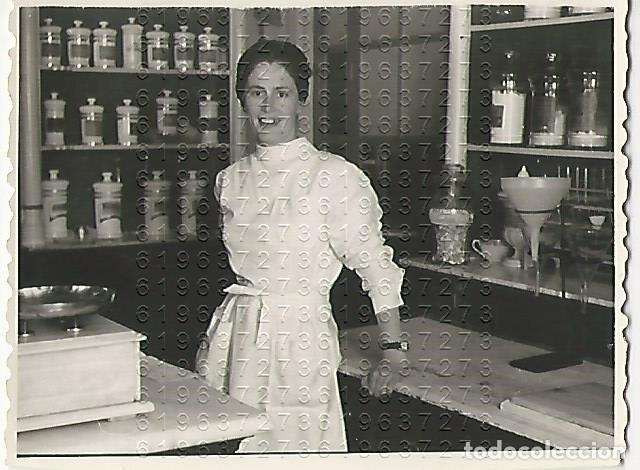 Fotograf&iacute;a antigua: FREGENAL DE LA SIERRA FARMACEUTICA PEREZ OLMEDO 8X5 FOTOGRAFIA UNICA B43