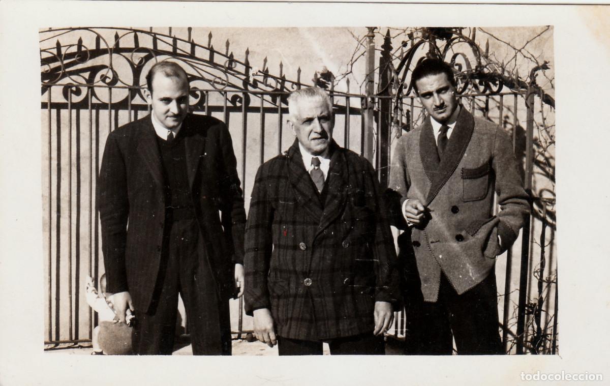 Fotograf&iacute;a antigua: Tres caballeros. A&ntilde;os 20? pc