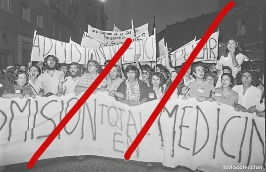 Fotograf&iacute;a antigua: Manifestaci&oacute;n Sanitaria Madrid A&ntilde;os 70 - Negativo de Celuloide