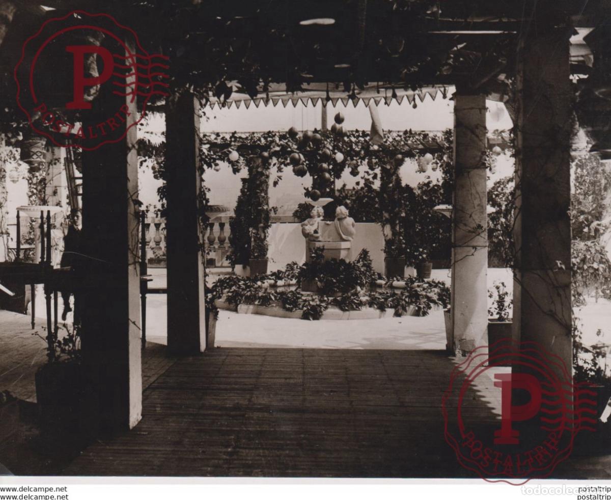Alte Fotografie: ROOF GARDEN DECORATED FOR BALL 21*17CM Fonds Victor FORBIN 1864-1947