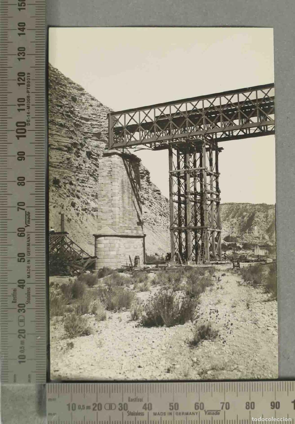 Fotograf&iacute;a antigua: FOTOGRAFIA. Reconstrucci&oacute;n del viaducto Matarra&ntilde;a IV l&iacute;nea de Zaragoza a Barcelona