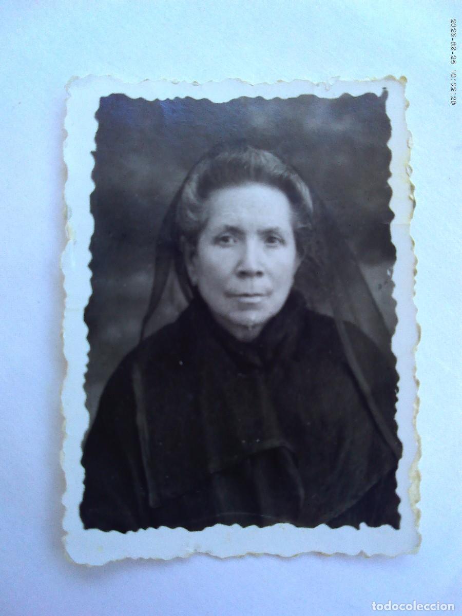 Alte Fotografie: FOTO DE SE&Ntilde;ORA DE LUTO CON VELO