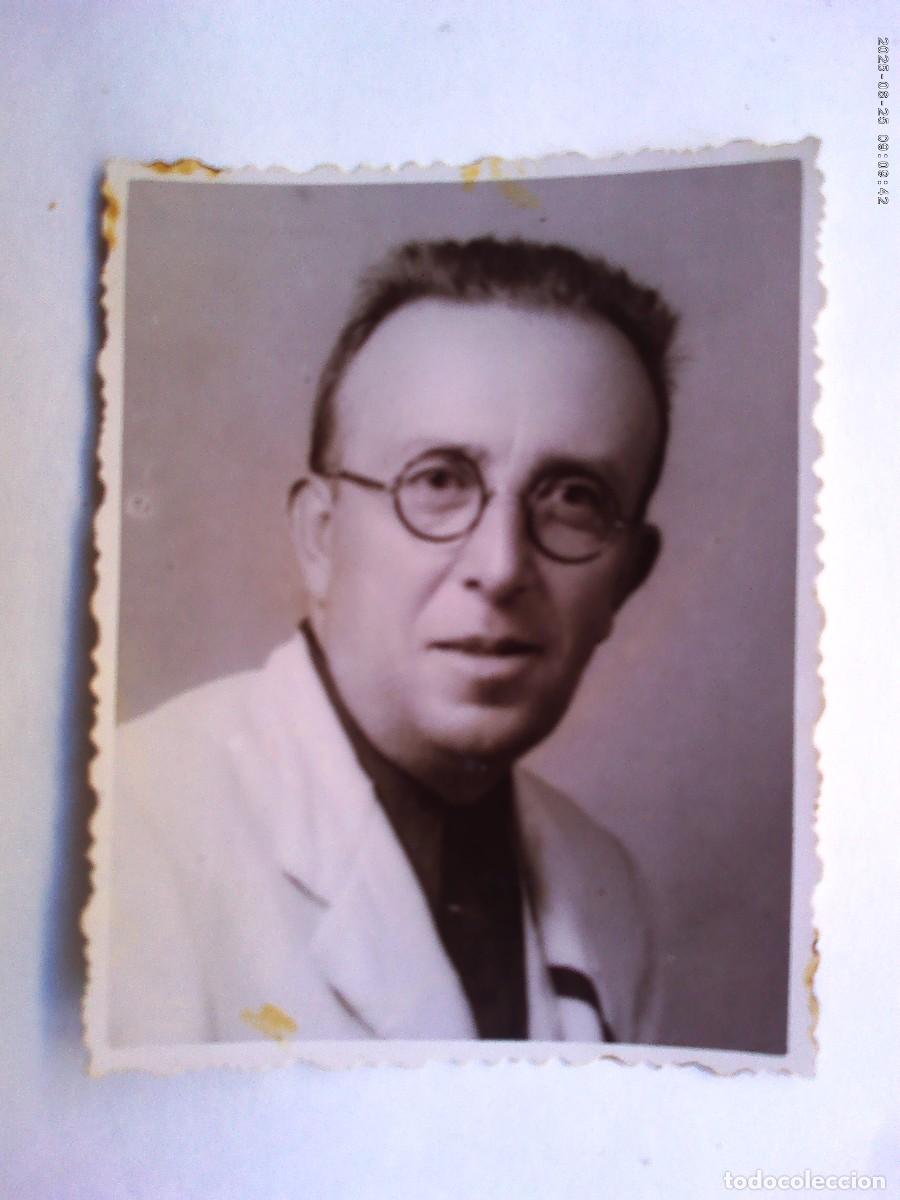 Antique Photography: BONITA FOTO DE ESTUDIO DE SE&Ntilde;OR DE LUTO , CON GAFAS