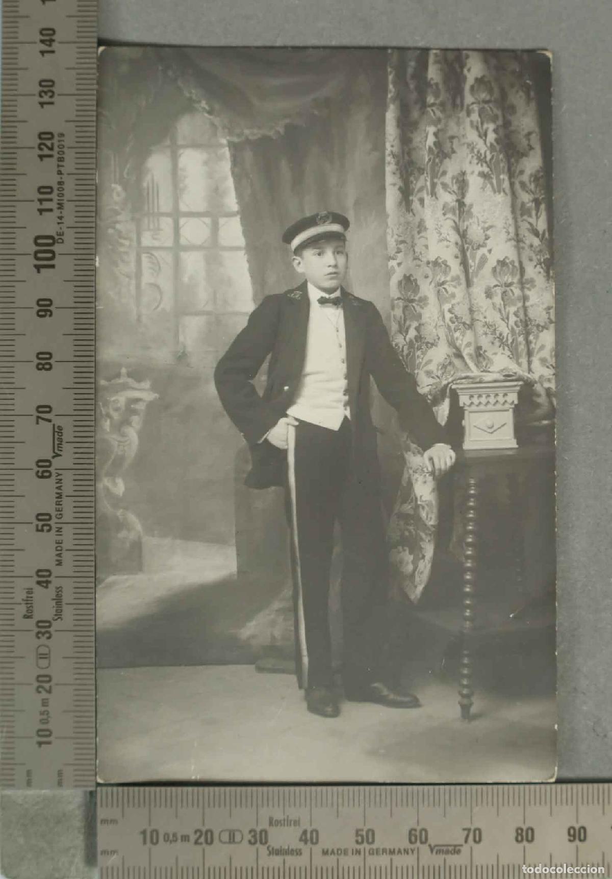 Fotograf&iacute;a antigua: FOTOGRAFIA POSTAL. NI&Ntilde;O UNIFORME DE BOTONES?. HACIA 1920