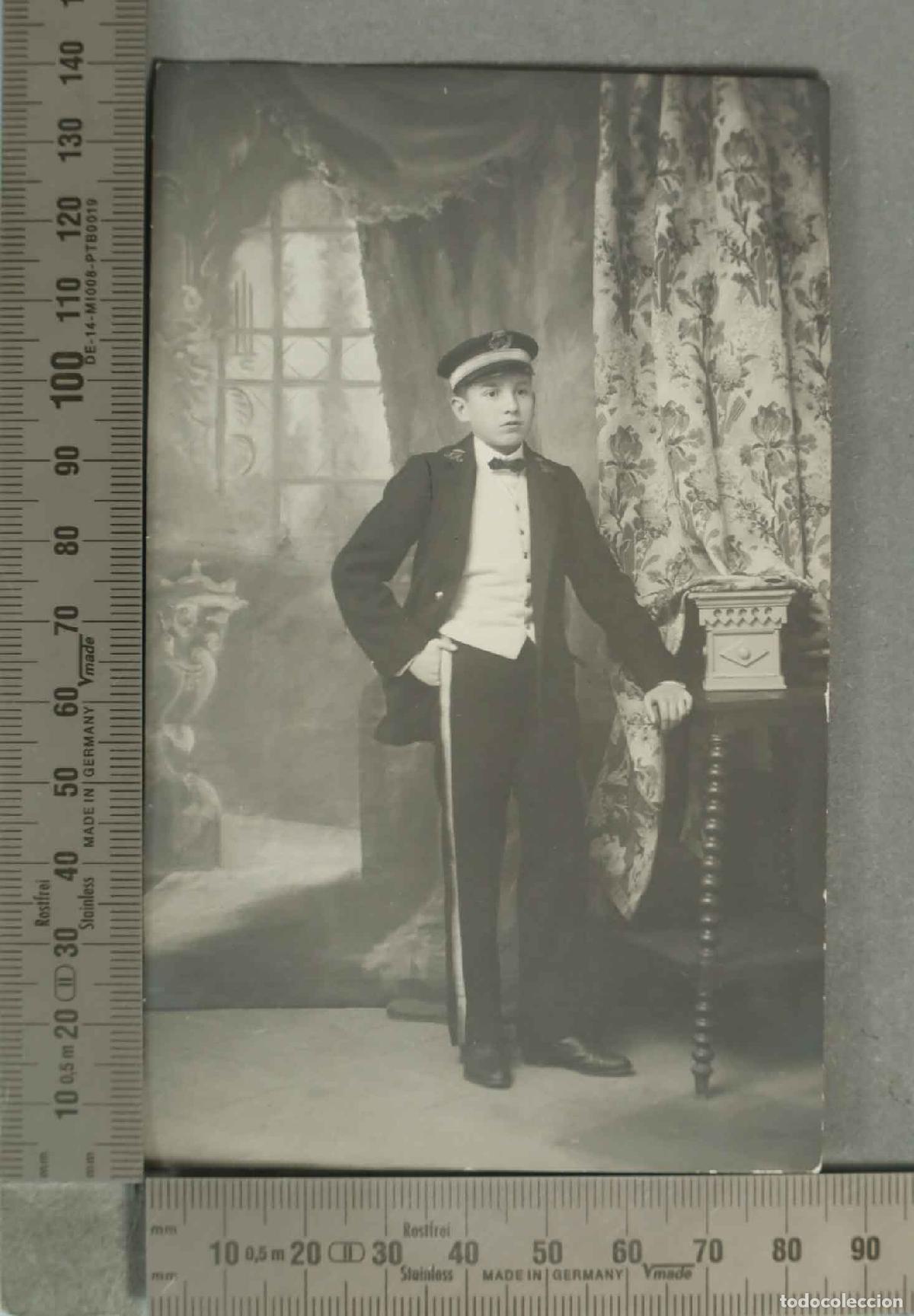 Fotograf&iacute;a antigua: FOTOGRAFIA POSTAL. NI&Ntilde;O UNIFORME DE BOTONES?. HACIA 1920