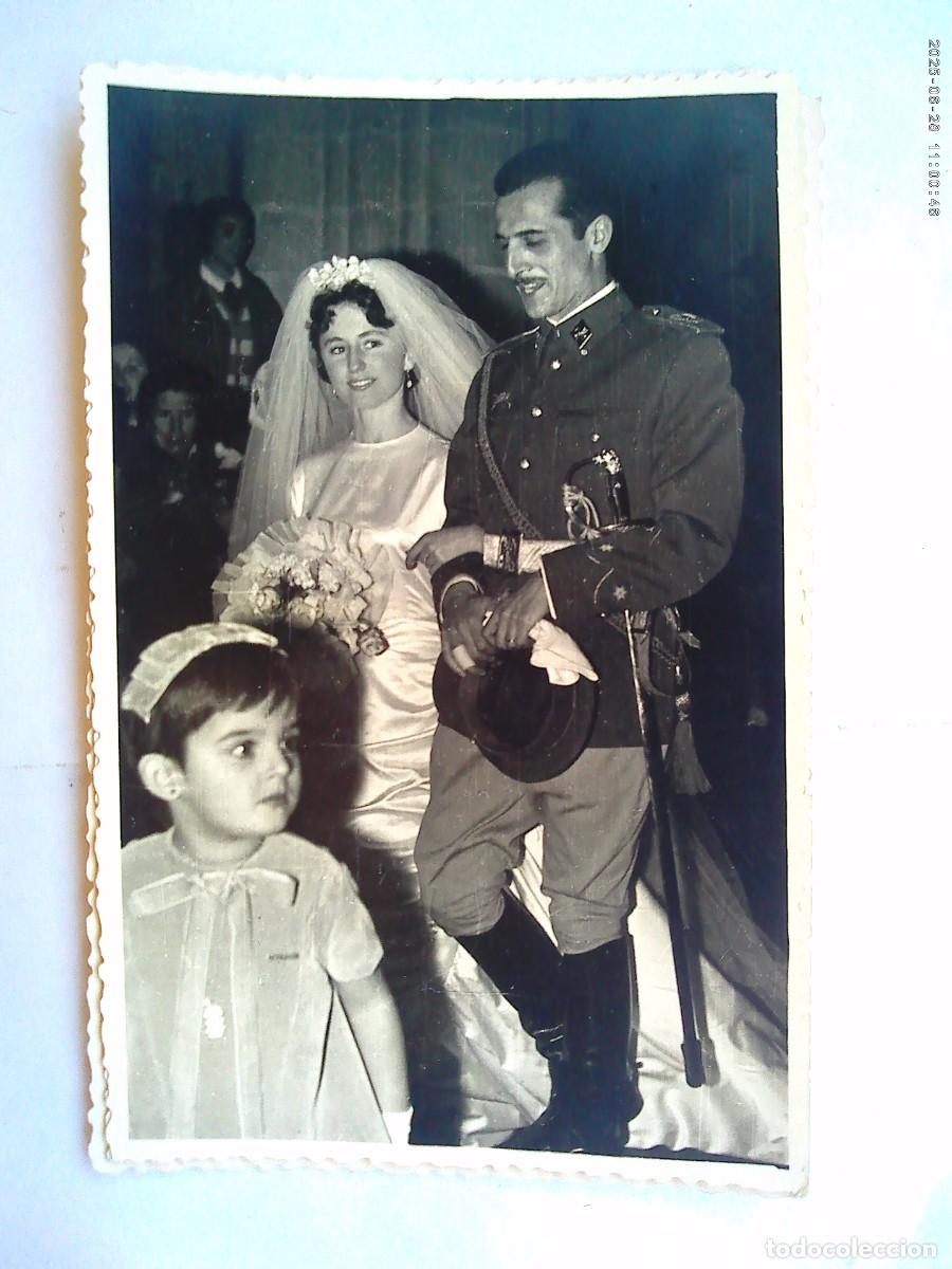 Alte Fotografie: FOTO DE BODA DE MILITAR , TENIENTE DE CABALLERIA , 1960. DE BARAS , UBEDA ( JAEN )