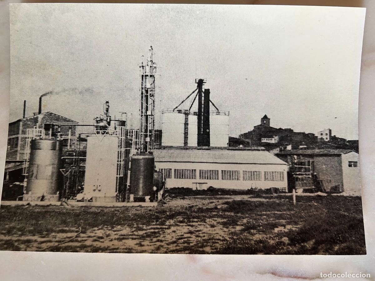 Photographie ancienne: REPRODUCCI&Oacute;N FOTOGR&Aacute;FICA IMAGEN DE LA F&Aacute;BRICA DE LA SOCIEDAD DESTILADOS AGR&Iacute;COLAS VIMBOD&Iacute; SA DAVSA