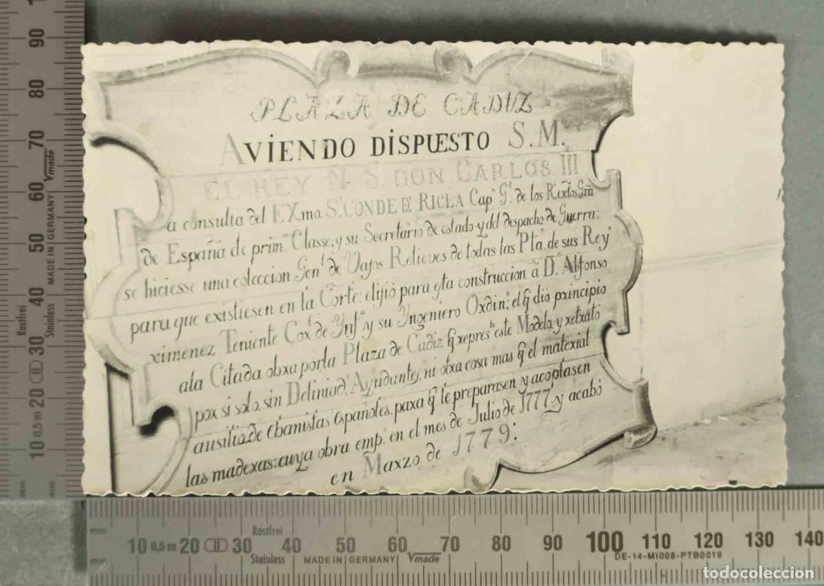 Fotograf&iacute;a antigua: FOTOGRAFIA. PANEL ALUSIVO colecci&oacute;n de modelos de yeso de barcos en la Plaza de C&aacute;diz. 1779