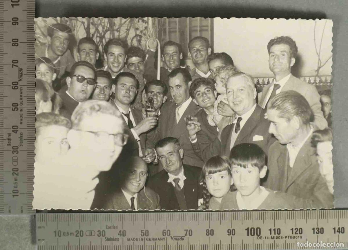 Fotograf&iacute;a antigua: FOTOGRAFIA. GRUPO DE HOMBRES. CORDONES GELVES SEVILLA