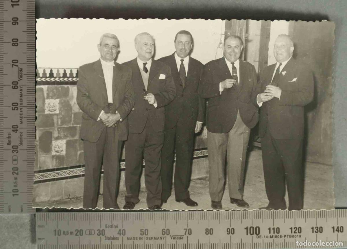 Fotograf&iacute;a antigua: FOTOGRAFIA. GRUPO DE HOMBRES. CORDONES. GELVES SEVILLA