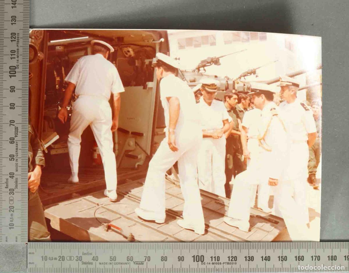 Fotograf&iacute;a antigua: FOTOGRAFIA. VISITA TEAR BUQUE ESCUELA CHILENO ESMERALDA JULIO -77 VEHICULOS PESADOS