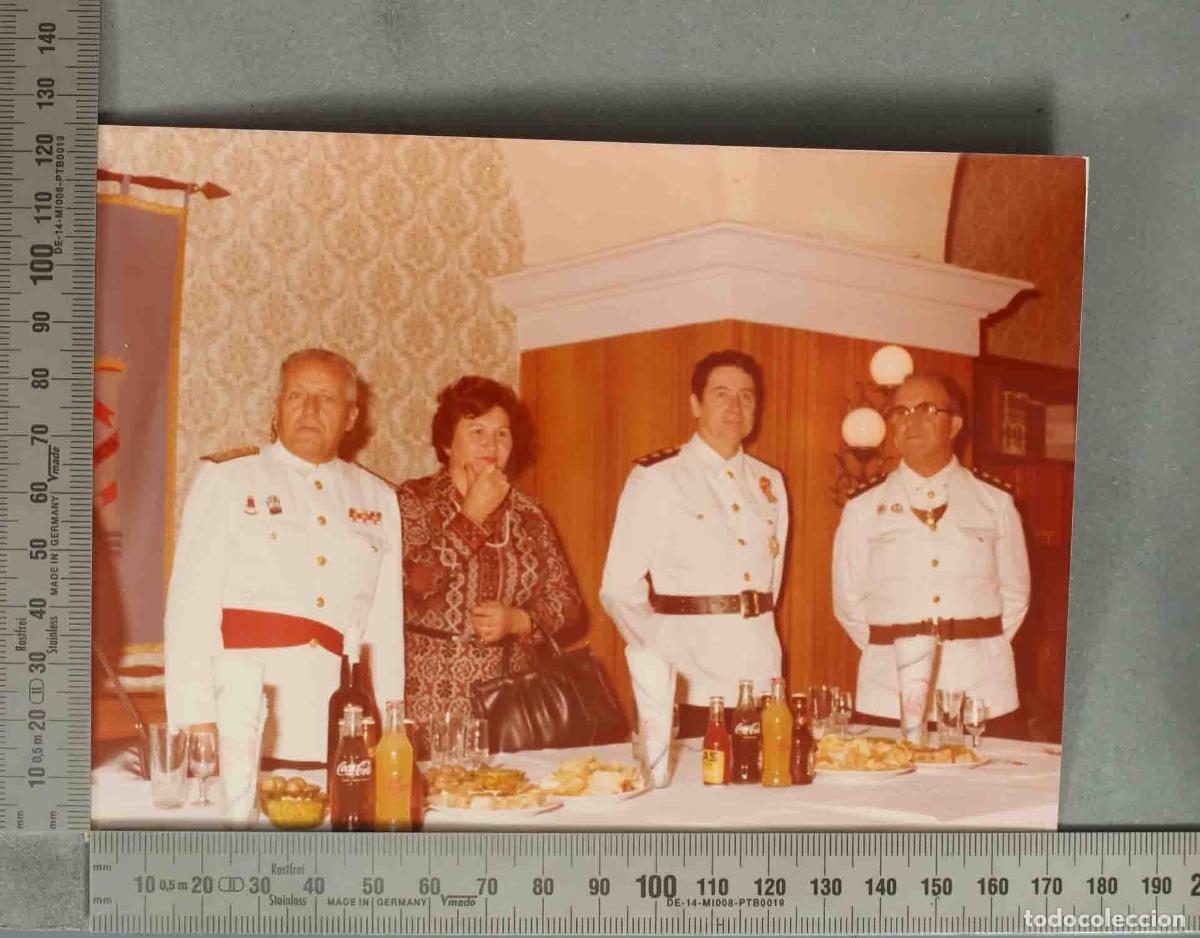 Fotograf&iacute;a antigua: FOTOGRAFIA. ACTO LEVES PENALES CONDECORACION OCTUBRE -77