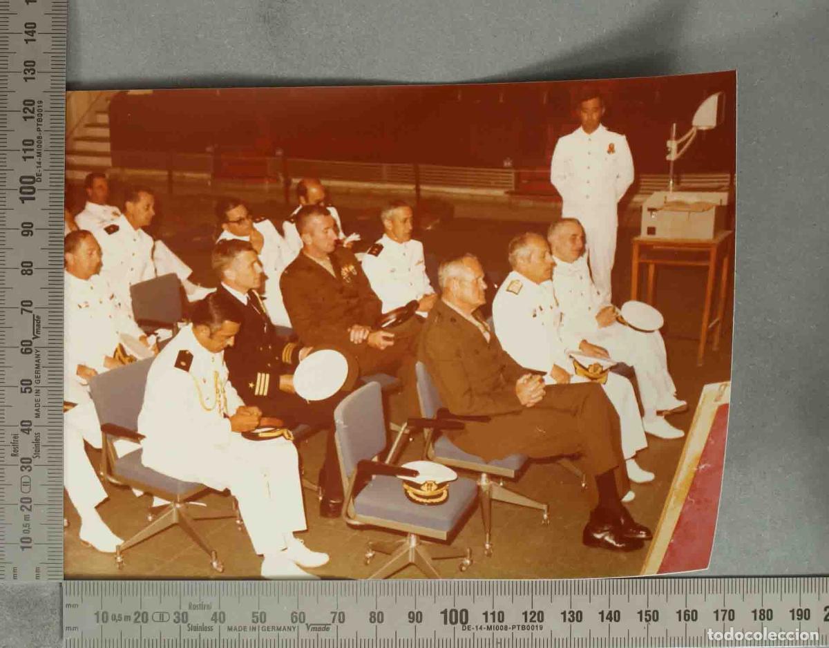 Fotograf&iacute;a antigua: FOTOGRAFIA. VISITA DEL COMANDANTE GENERAL DEL USMC GENERAL WILSON AL TEAR 1977. CONFERENCIA