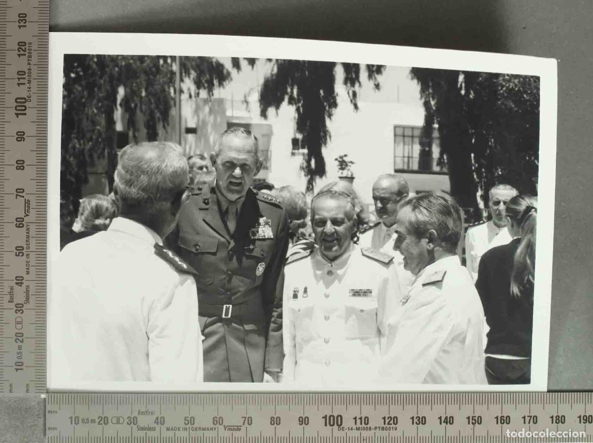 Fotograf&iacute;a antigua: FOTOGRAFIA. VISITA DEL COMANDANTE GENERAL DEL USMC GENERAL WILSON AL TEAR 1977. ACTO