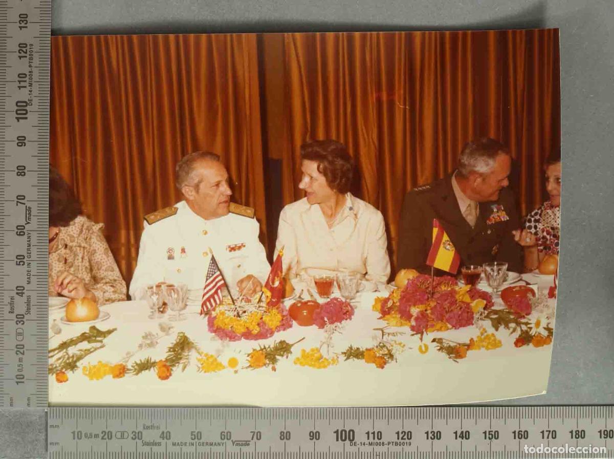 Fotograf&iacute;a antigua: FOTOGRAFIA. VISITA DEL COMANDANTE GENERAL DEL USMC GENERAL WILSON AL TEAR 1977. ACTO