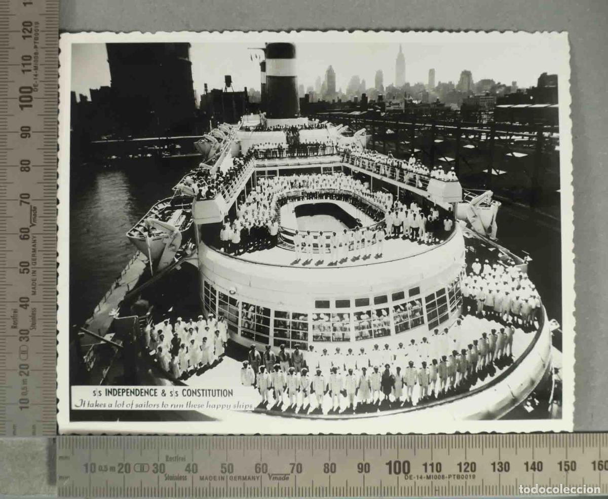 Fotograf&iacute;a antigua: FOTOGRAFIA. PROMOCIONAL SS Independence and SS Constitution - It takes a lot of sailors to run these