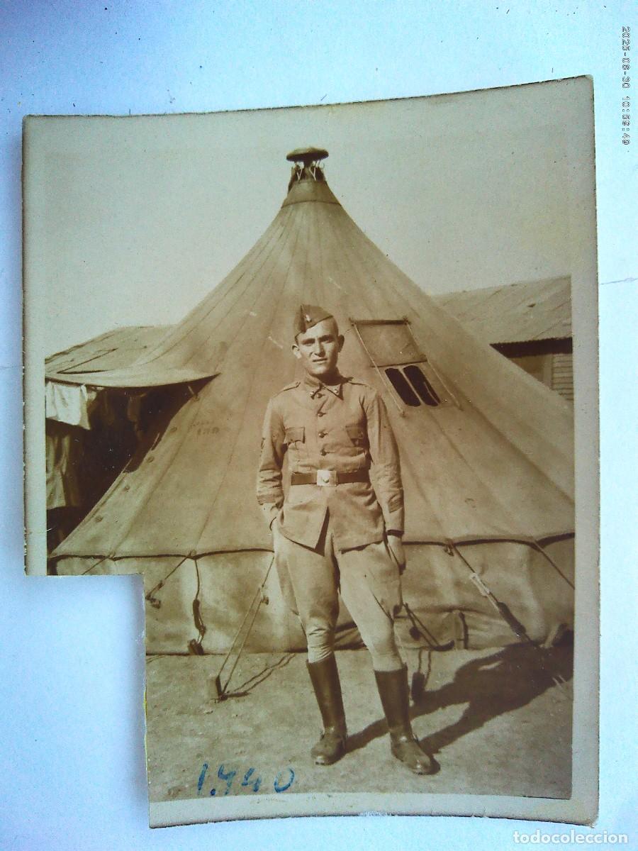 Fotograf&iacute;a antigua: MINUTERO DE MILITAR DE ARTILLERIA EN CAMPAMENTO, TIENDA DE CAMPA&Ntilde;A , 1940