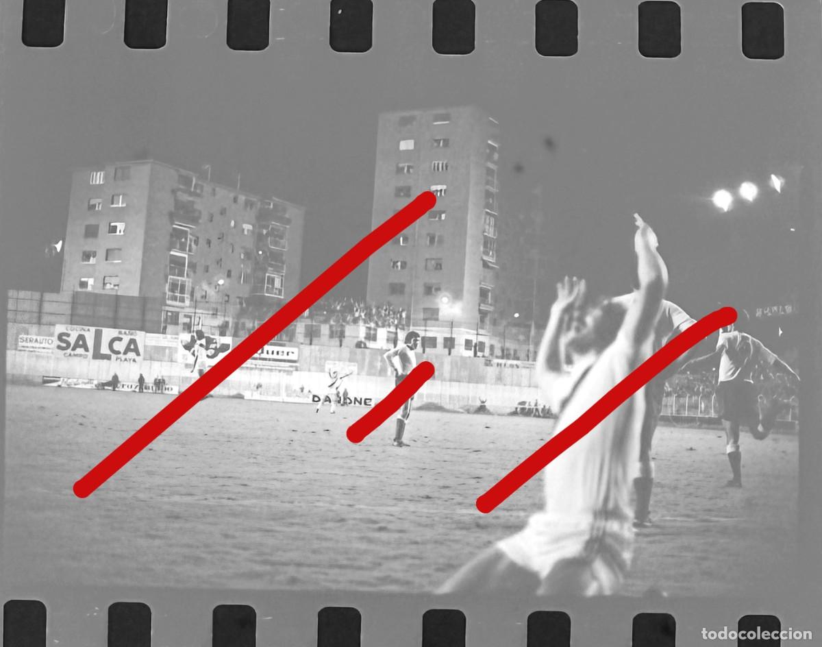 Fotograf&iacute;a antigua: Partido de Futbol Rayo Vallecano - Las Palmas A&ntilde;os 70 - Negativo de Celuloide Fotografia Antigua